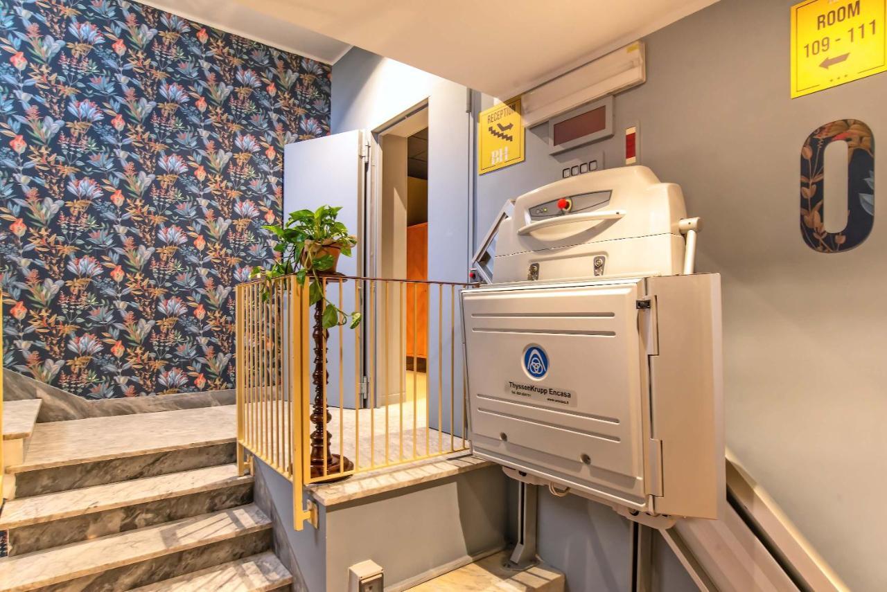 Bloom Hotel Рим Екстер'єр фото