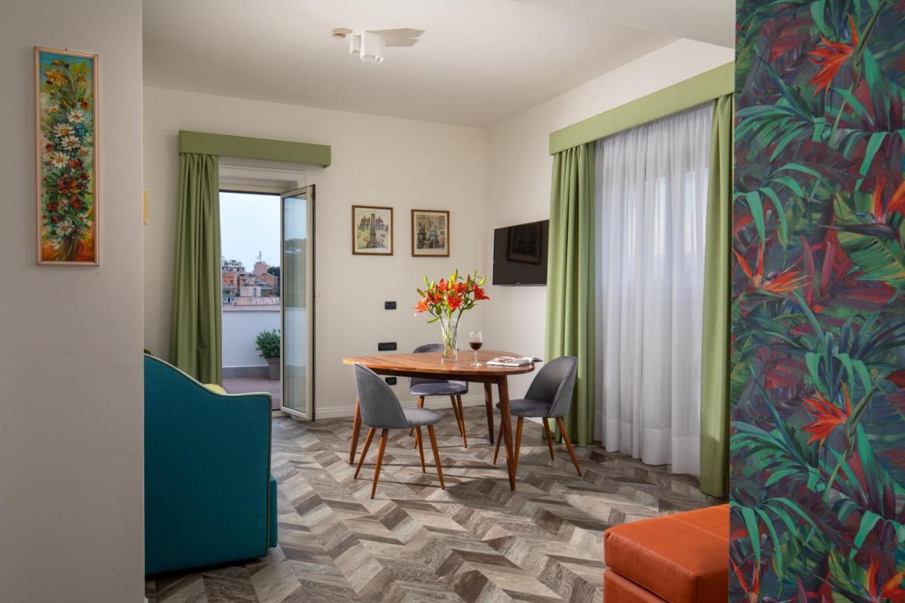 Bloom Hotel Рим Екстер'єр фото